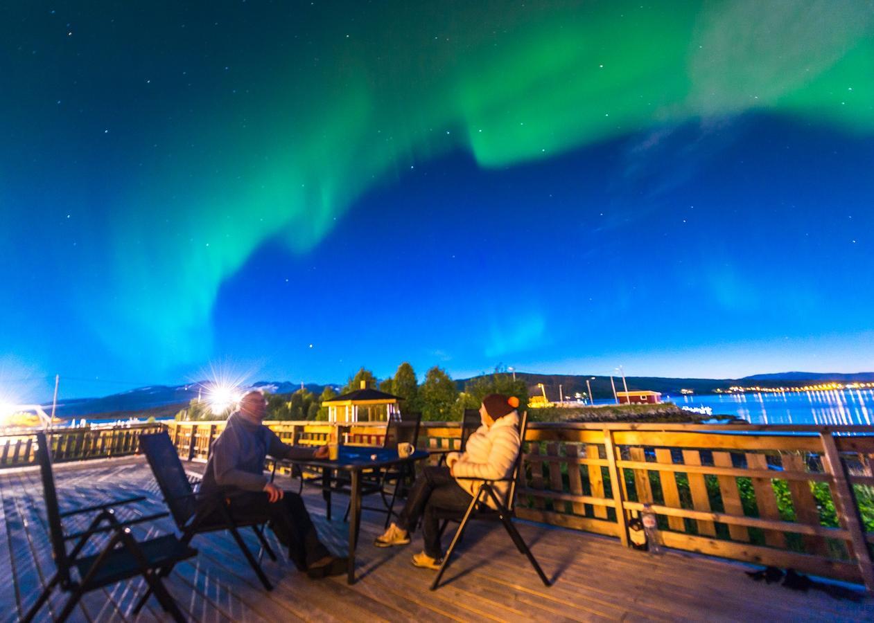 Vikran Vacation: Sea Fishing And Northern Lights Exterior foto